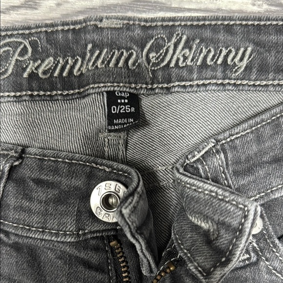 Gap Gray Skinny Jeans - Picture 2 of 5